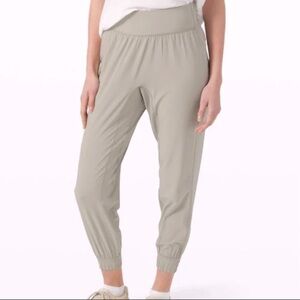 Lululemon Sunsetter Women’s Joggers